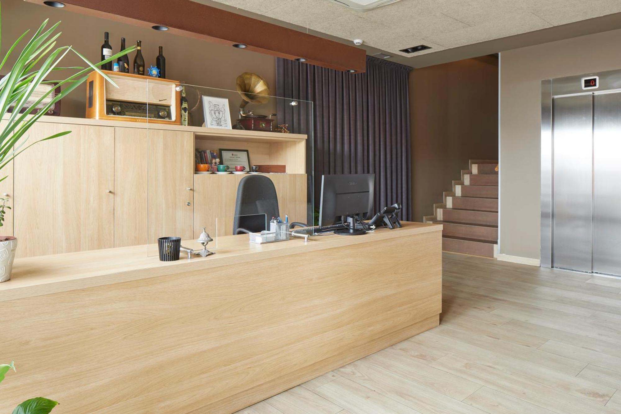 Hotel Landaben ปัมโปลนา ภายนอก รูปภาพ